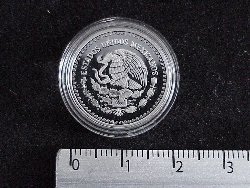 1/10 oz Libertad Plata 2004 (Espejo) · Inventario Banxico 21172 (anverso)