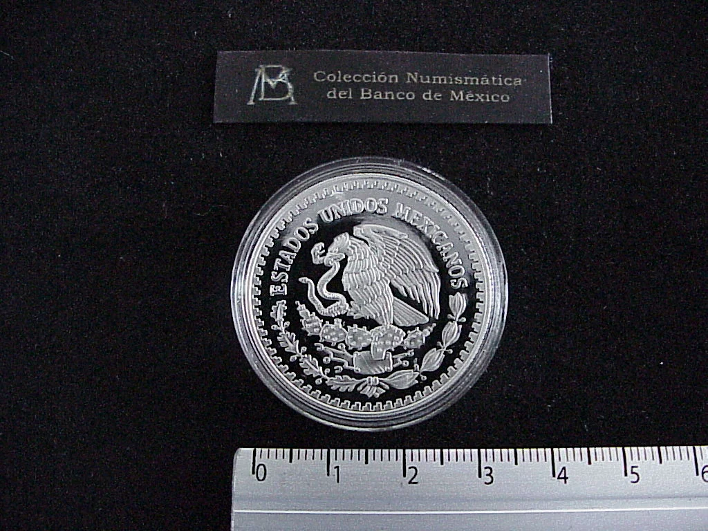 1/2 oz Libertad Plata 2001 · Inventario Banxico 21029 (anverso)