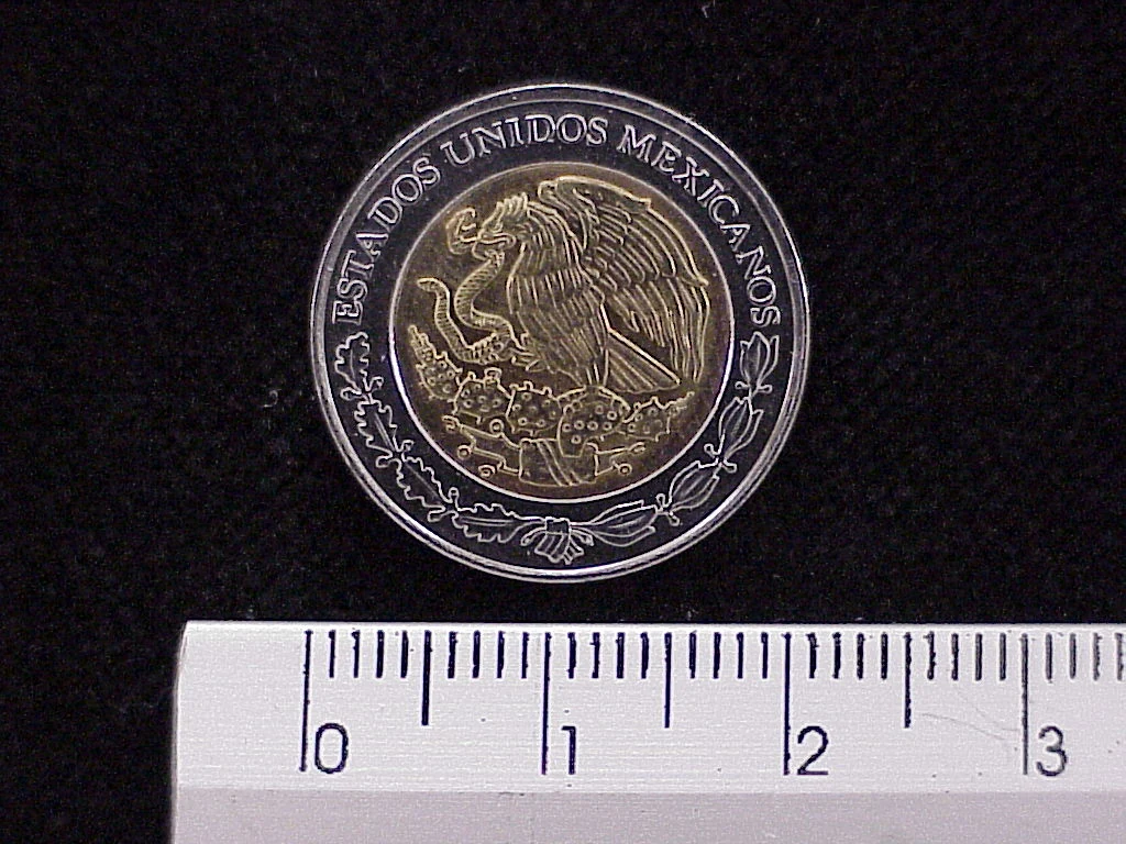 1 Bimetálica 2005 . Inventario Banxico 21466 (anverso)