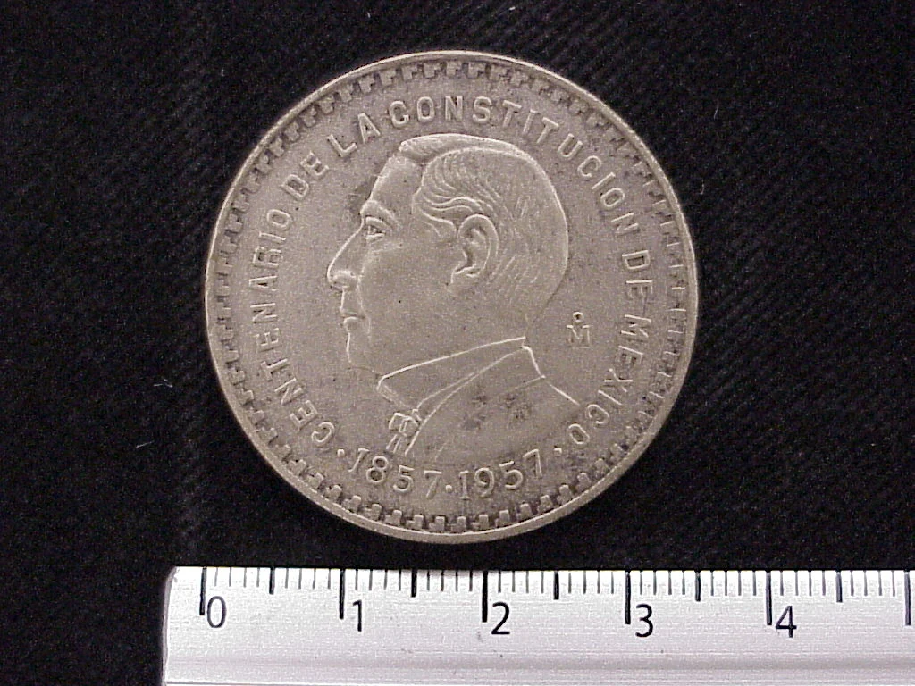 1 Peso Morelos 1957-1967 · Reverso