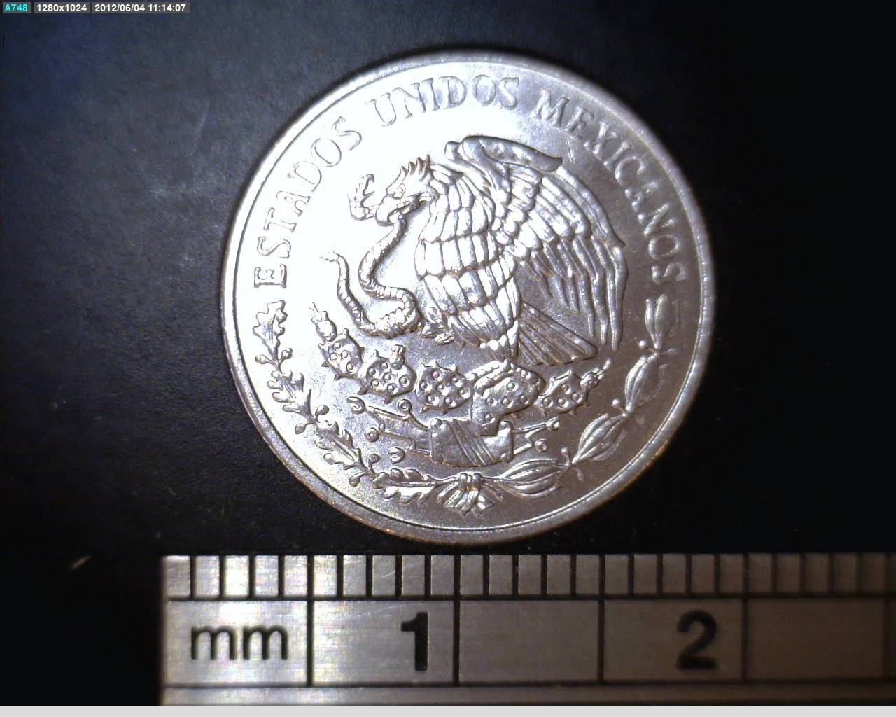 10 Acero inoxidable 1996 . Inventario Banxico 19035 (anverso)