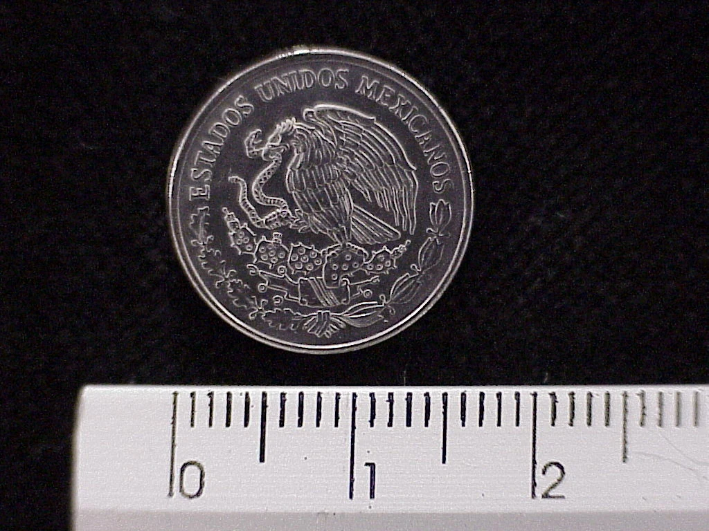10 Centavos Acero inoxidable 2005 · Anverso
