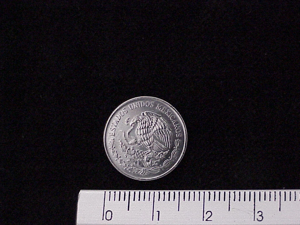 10 Centavos Acero inoxidable 2007 · Anverso