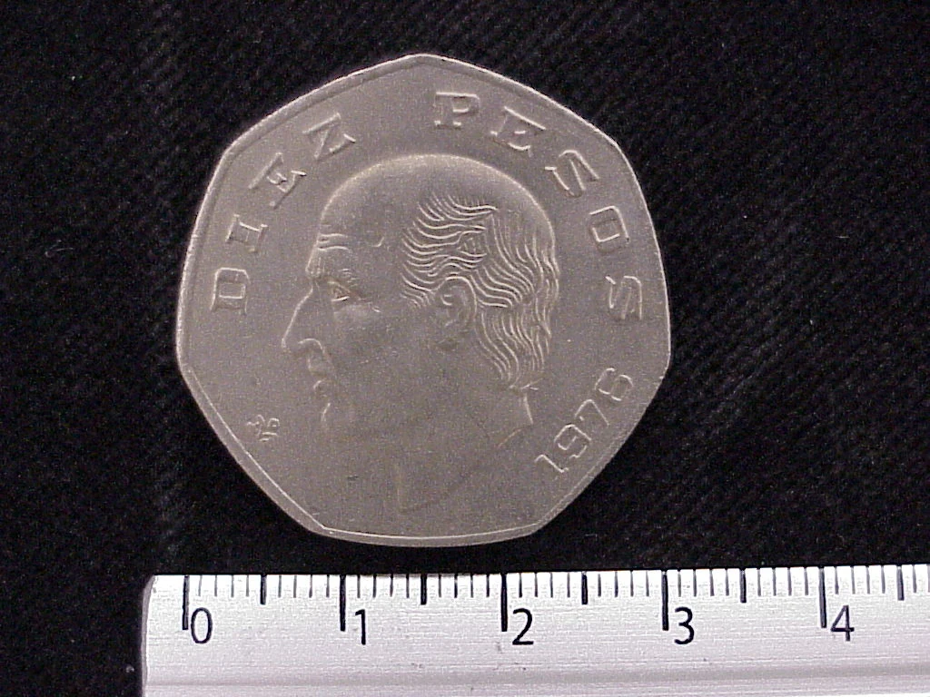 10 Pesos 1976 · Reverso