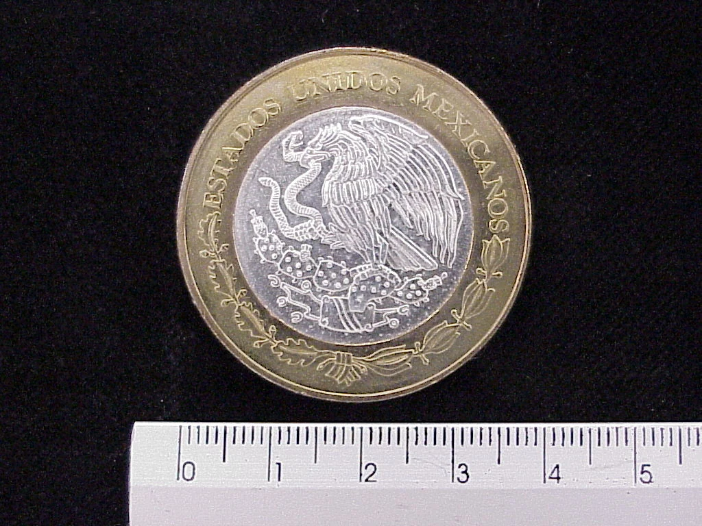 100 Pesos Guerrero Escudo 2003 · Inventario Banxico 21391 (anverso)