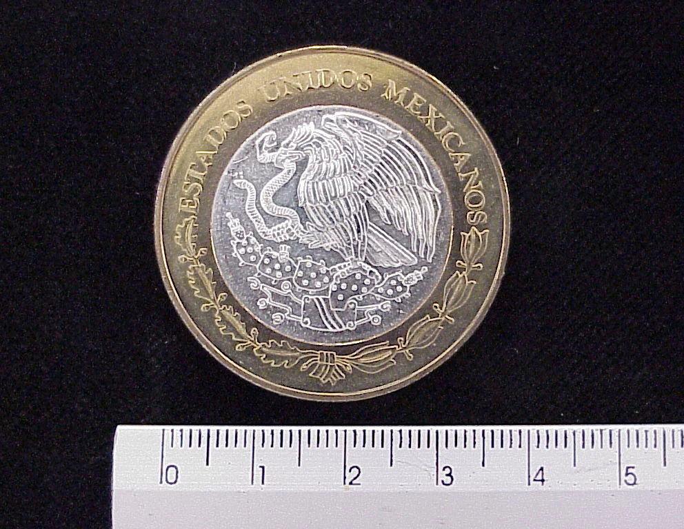100 Pesos Guerrero Escudo 2003 · Inventario Banxico 21394 (anverso)