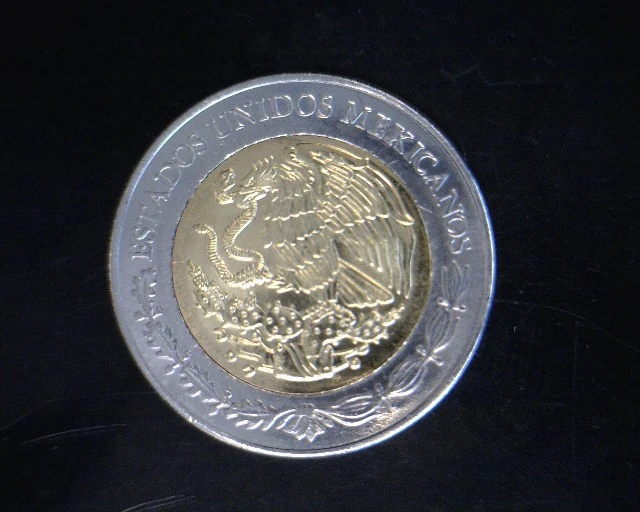 2 Bimetálica 2016 . Inventario Banxico 23968 (anverso)