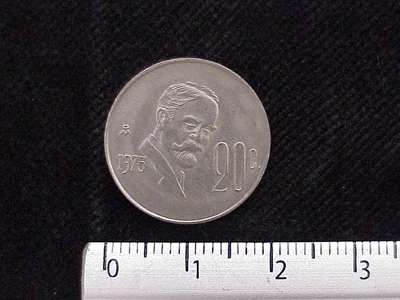20 Cuproníquel 1975 . Inventario Banxico 12147 (reverso)