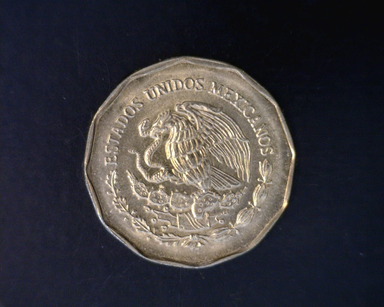 20 Bronce Aluminio 1992 . Inventario Banxico 16769 (anverso)