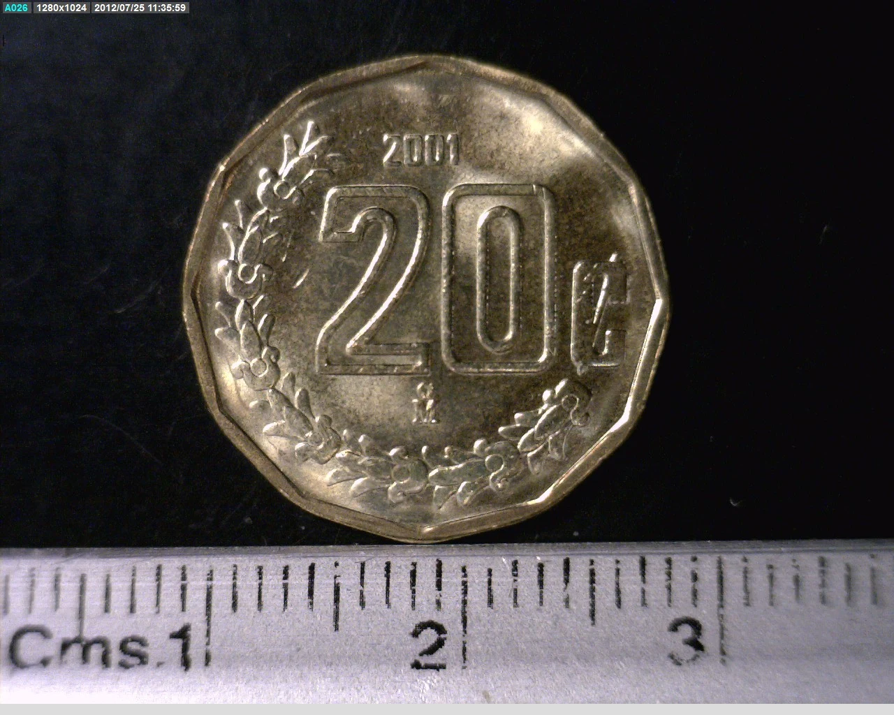 20 Centavos Bronce Aluminio 2001 · Reverso