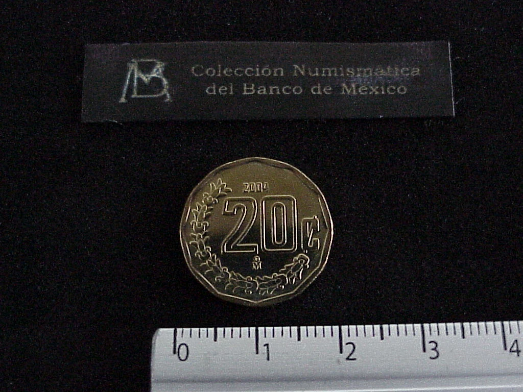 20 Centavos Bronce Aluminio 2004 · Reverso