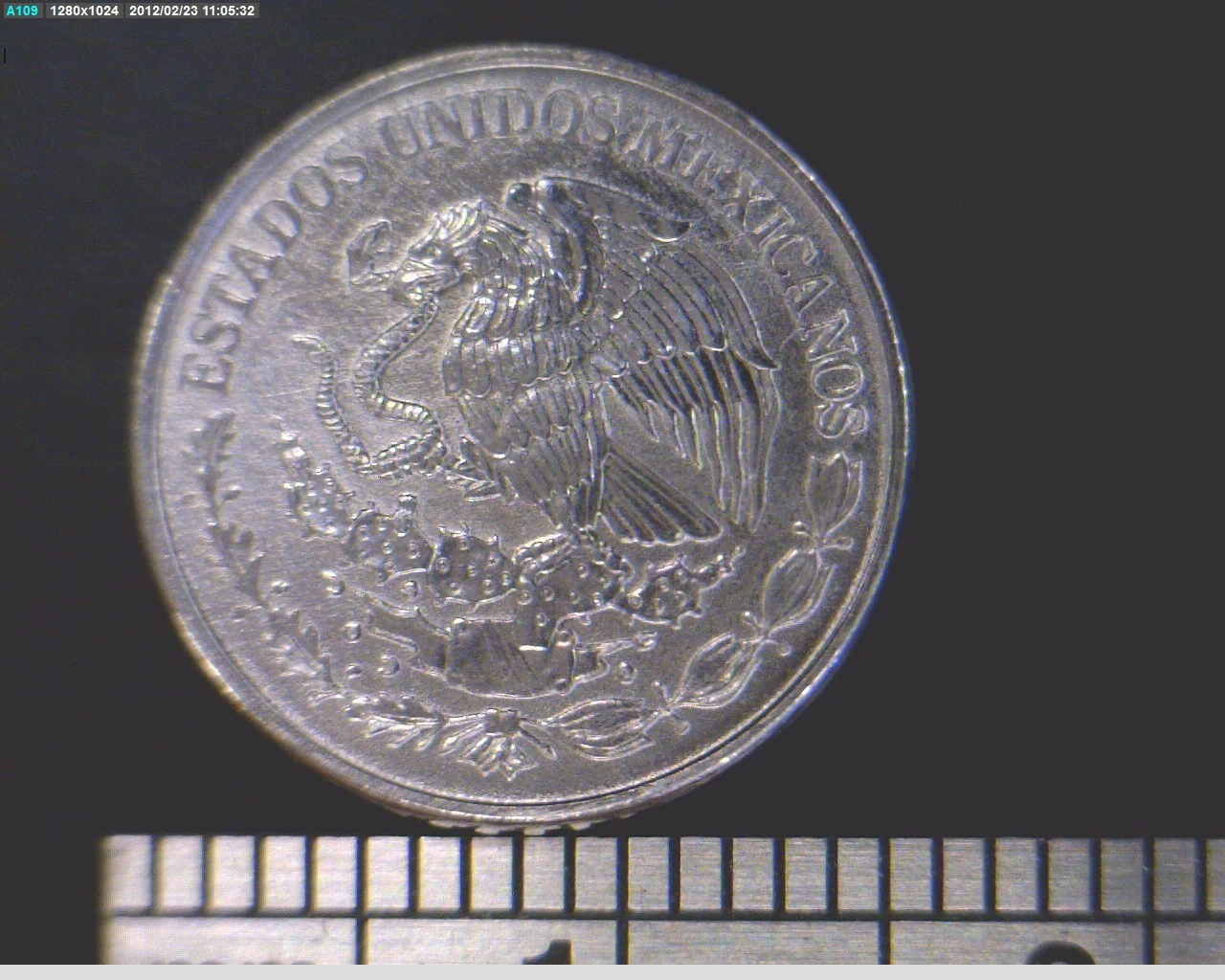 20 Centavos Acero inoxidable 2011 · Anverso