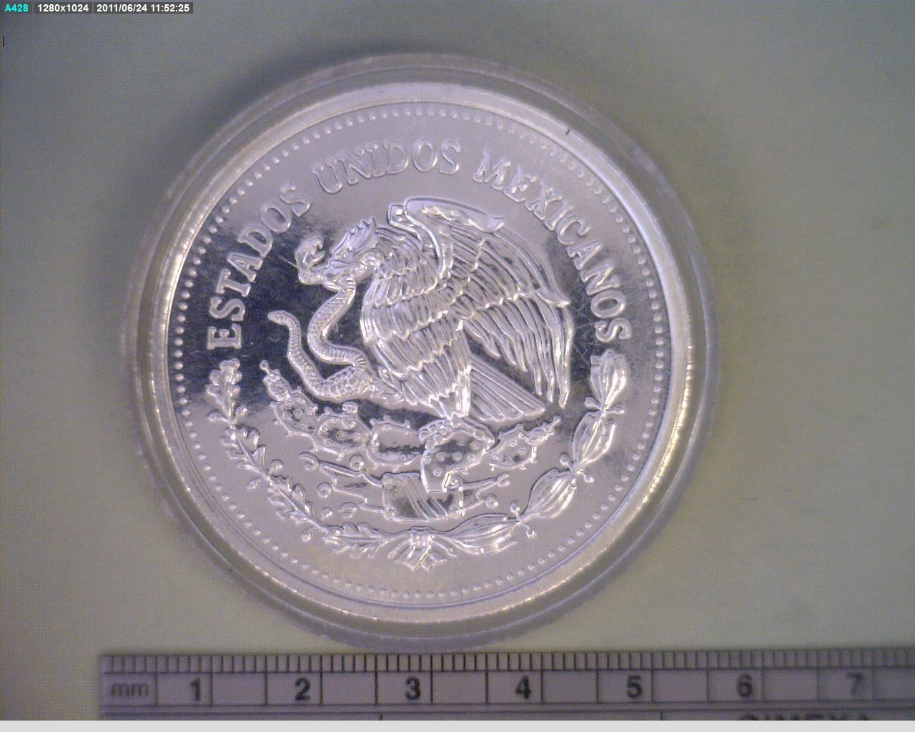 200 Pesos Copa Mundial México 86 (Plata .999, 2 onzas) (anverso, Escudo Nacional)