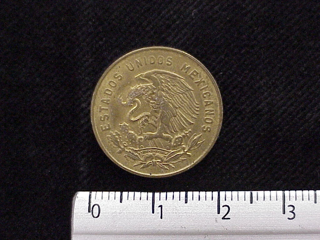 5 Centavos Cobre 1966 (anverso)