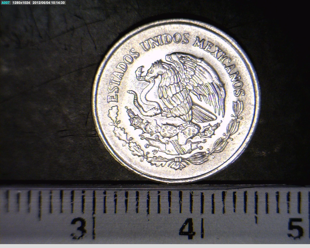 5 Acero inoxidable 1995 . Inventario Banxico 19010 (anverso)