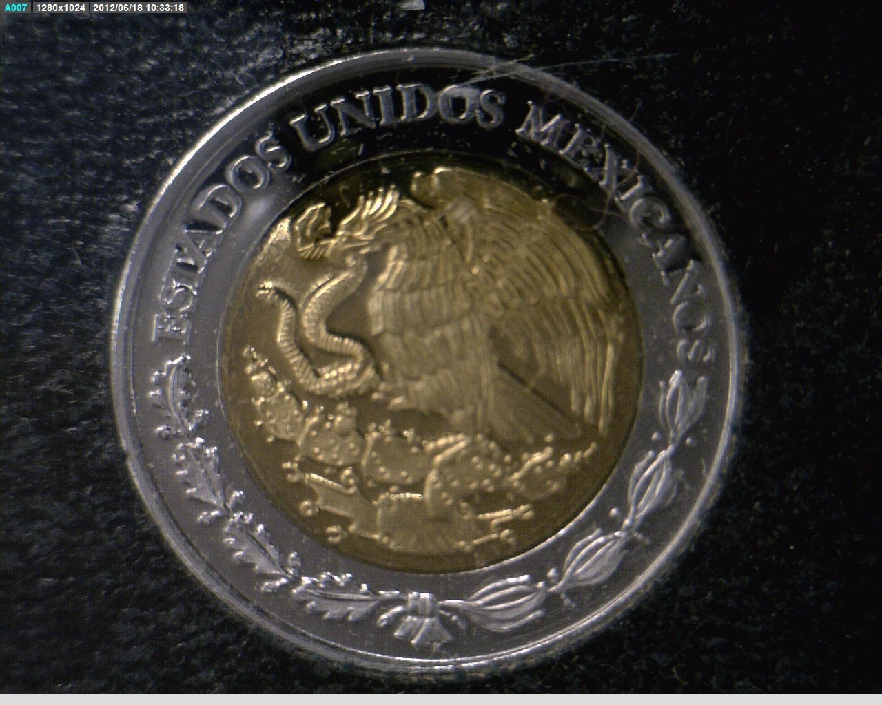 5 Bimetálica 1995 . Inventario Banxico 19064 (anverso)