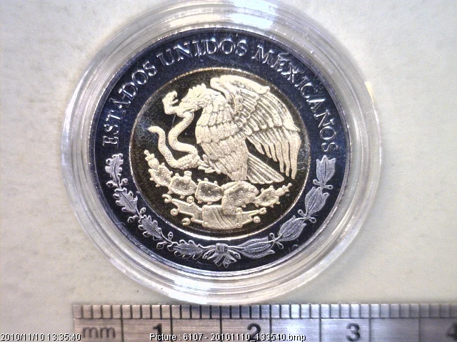 5 Pesos Bicentenario de la Independencia de México: Josefa Ortiz de Domínguez 2010 · Anverso