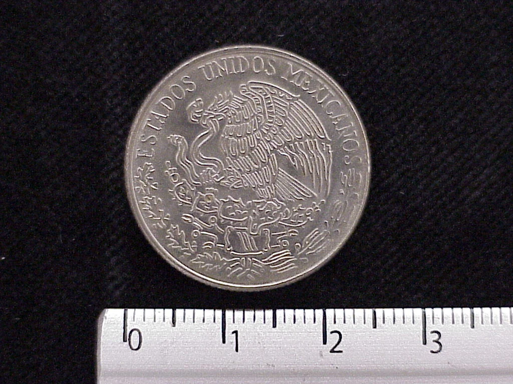 50 Cuproníquel 1976 . Inventario Banxico 11935 (anverso)