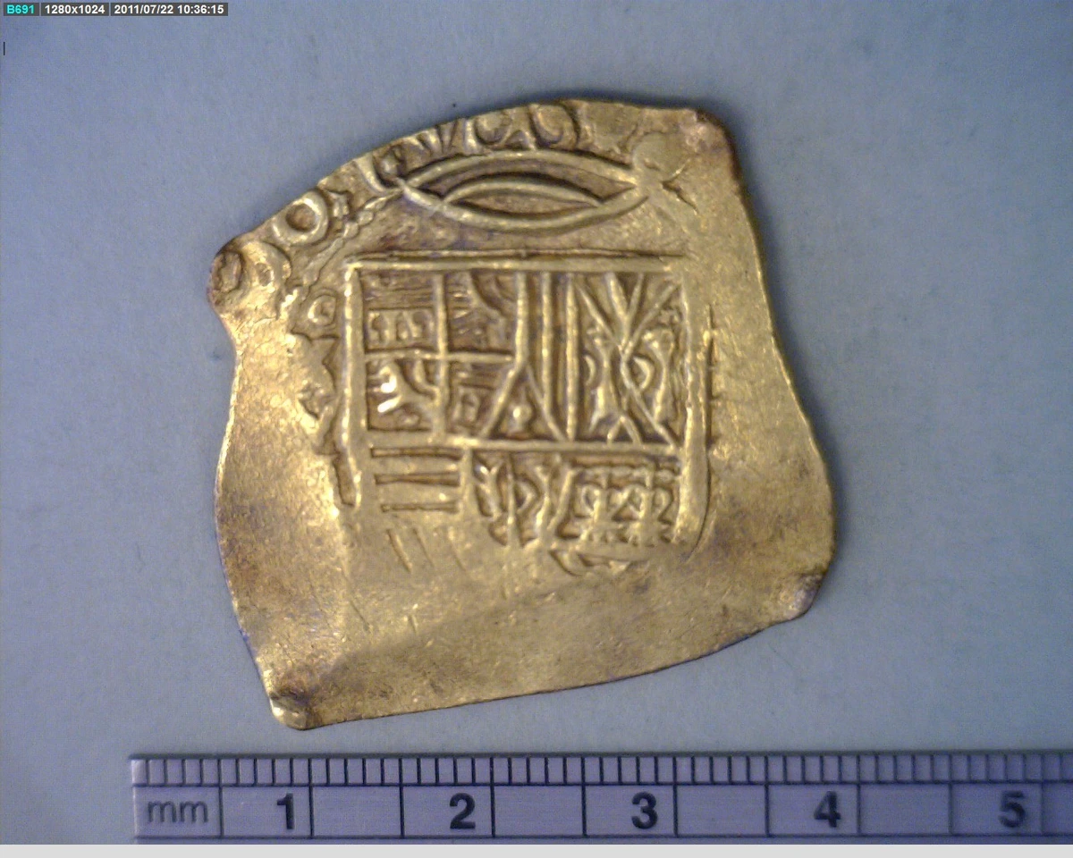 8-escudos-carlos-ii-1700-mexico-l - anverso (Banxico)