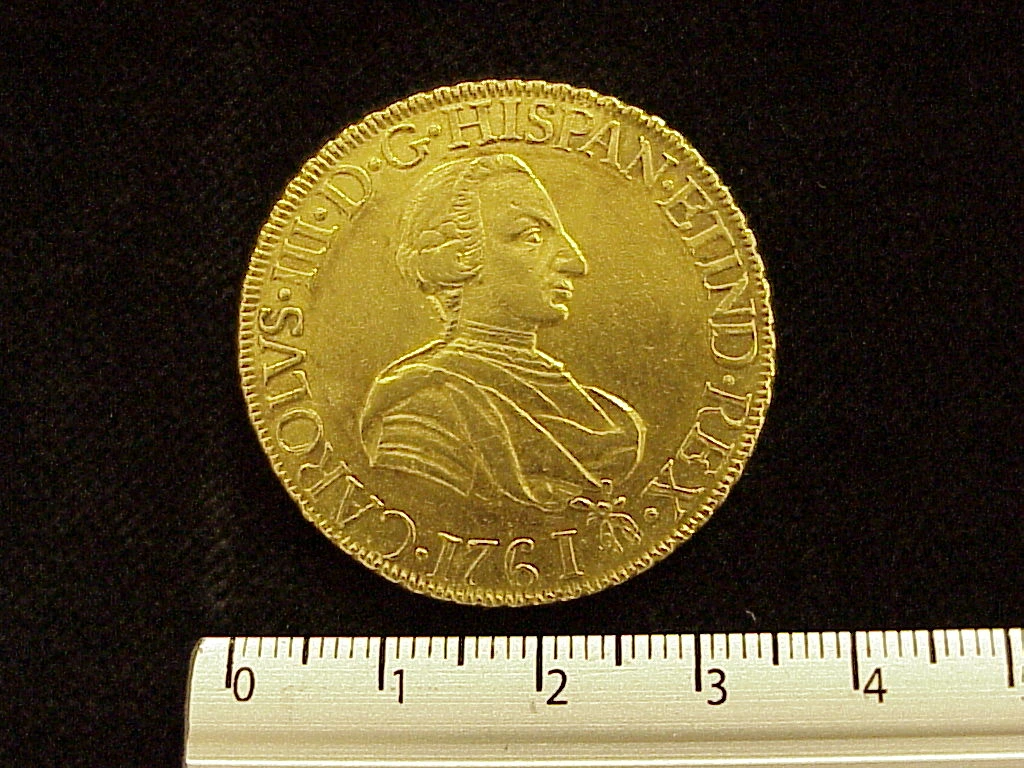 8-escudos-carlos-iii-1761-mexico-mm - anverso (Banxico)