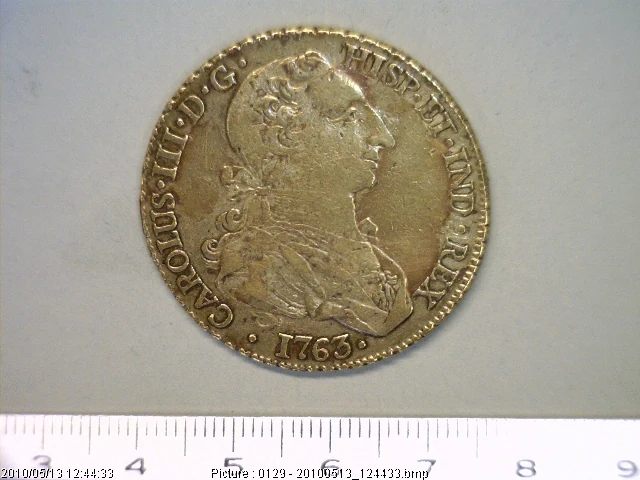 8 Escudos Carlos III 1763 · Anverso