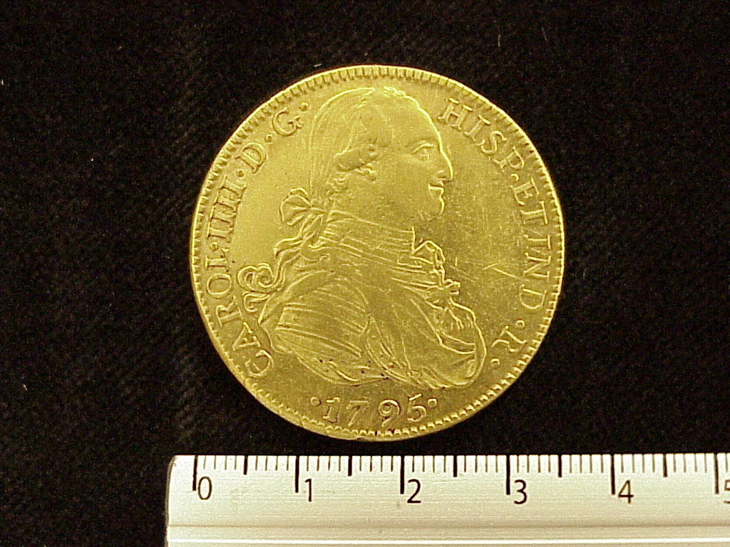 8-escudos-carlos-iv-1795-mexico-fm - anverso (Banxico)