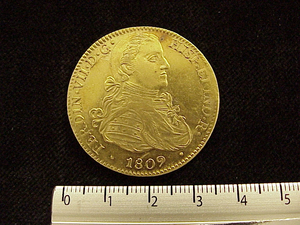 8 Escudos Fernando VII 1809 · Anverso