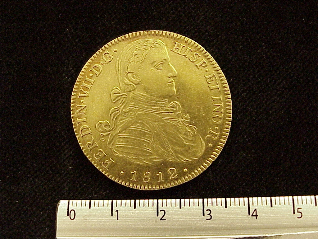 8 Escudos Fernando VII 1812 · Anverso