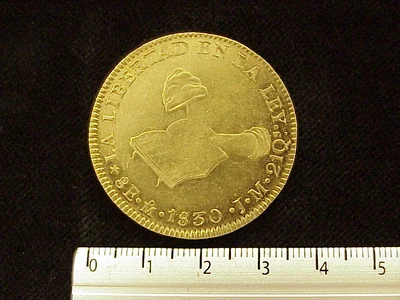 8 Escudos Octaval 1830 · Reverso