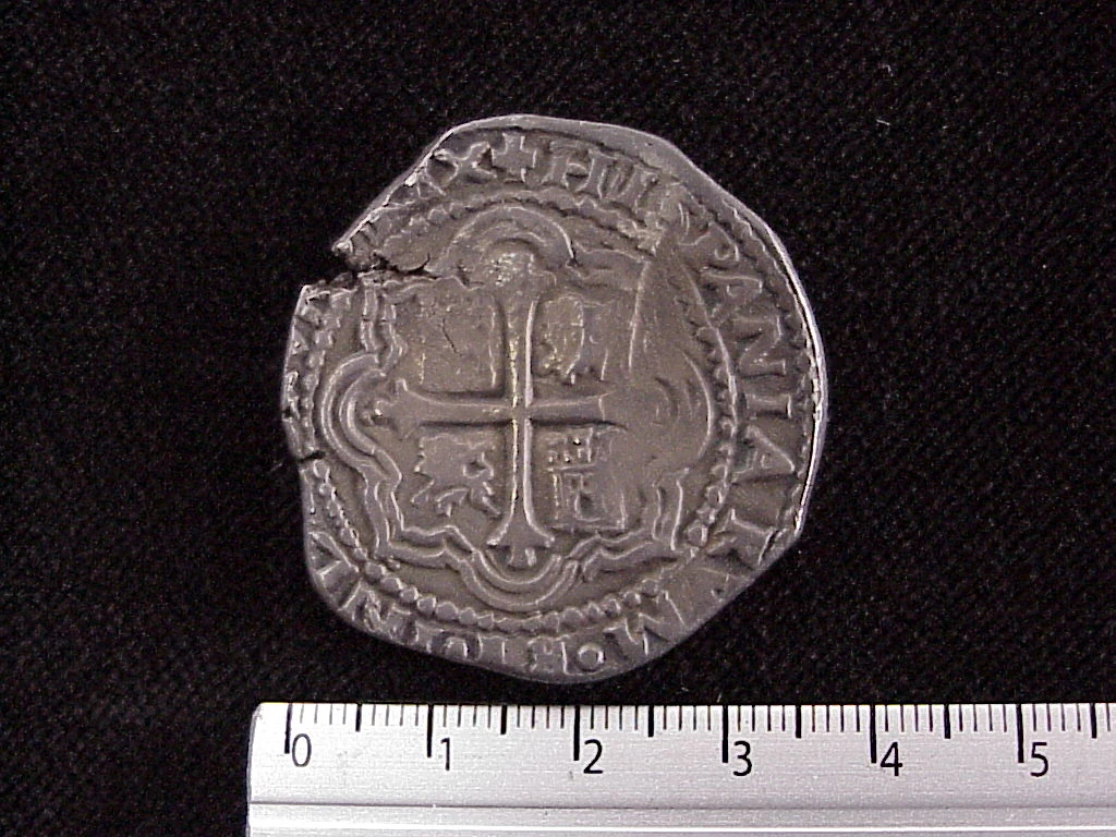 8 Reales Carlos II 1676 · Reverso