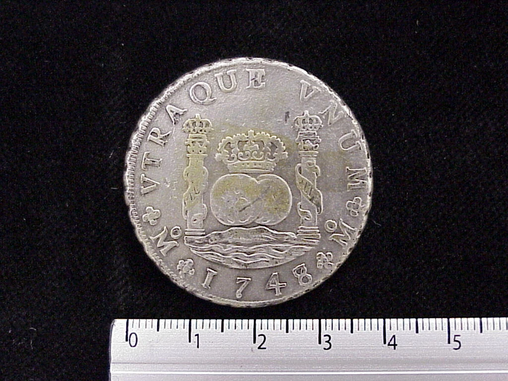 8 Reales Fernando VI 1748 · Reverso