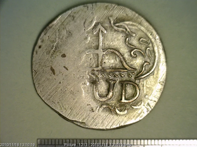 8 Reales Plata Independencia 1811 · Reverso