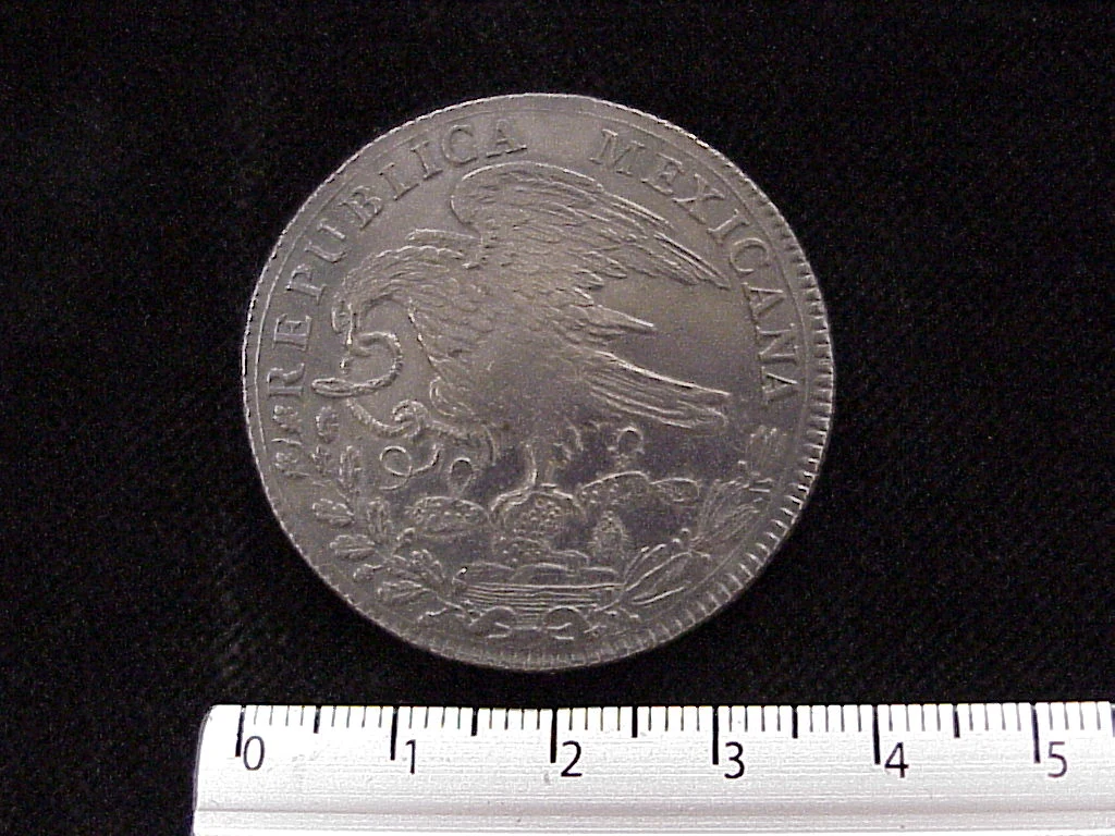 8 Reales Plata Republica Mexic 1823 · Anverso