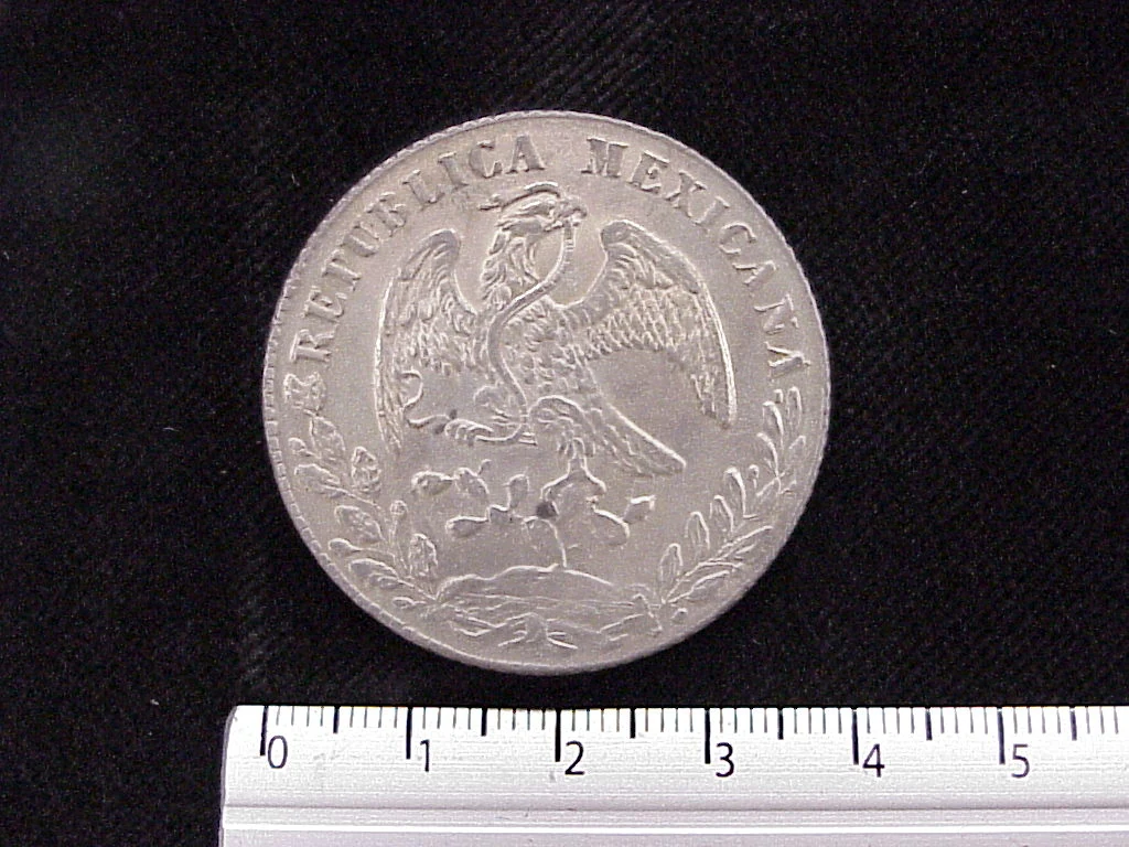 8 Plata 1878 . Inventario Banxico 5721 (anverso)