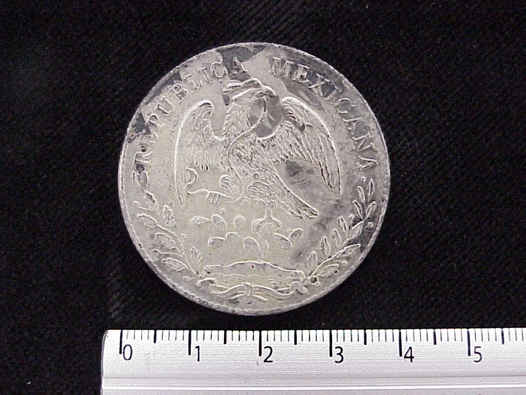 8 Plata 1886 . Inventario Banxico 5747 (anverso)