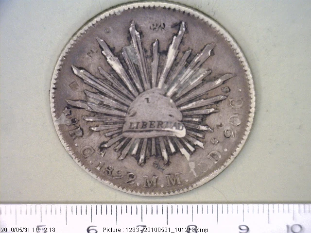 8 Plata 1892 . Inventario Banxico 6625 (reverso)