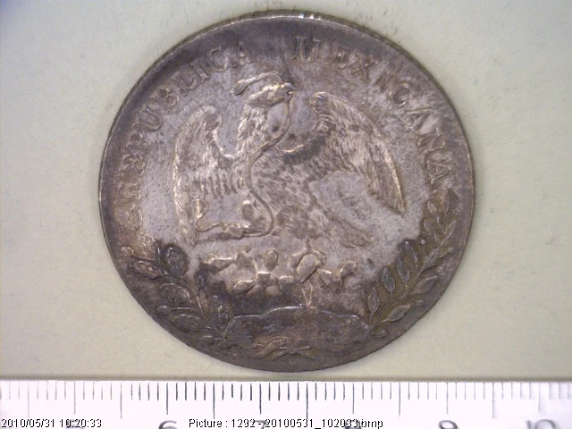8 Plata 1894 . Inventario Banxico 6633 (anverso)