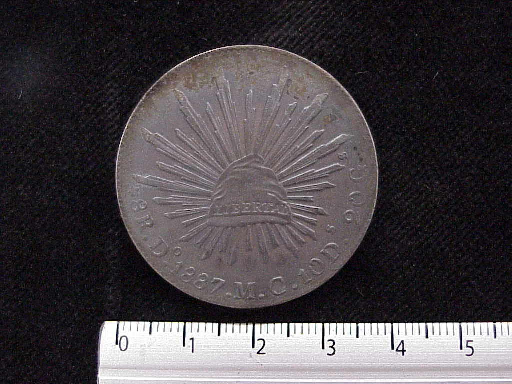 8 Plata 1888 . Inventario Banxico 7023 (anverso)