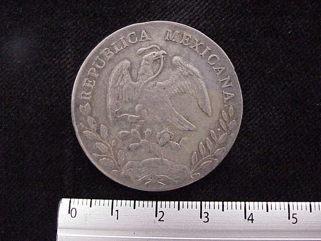 8 Plata 1895 . Inventario Banxico 7531 (anverso)