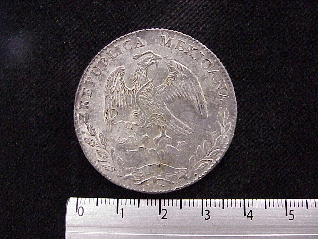 8 Plata 1885 . Inventario Banxico 8251 (anverso)