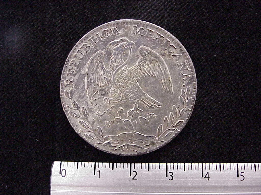 8 Plata 1886 . Inventario Banxico 8254 (anverso)