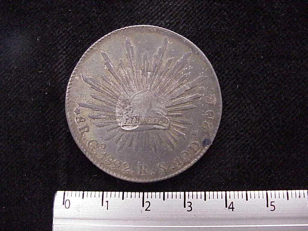 8 Plata 1892 . Inventario Banxico 8274 (reverso)
