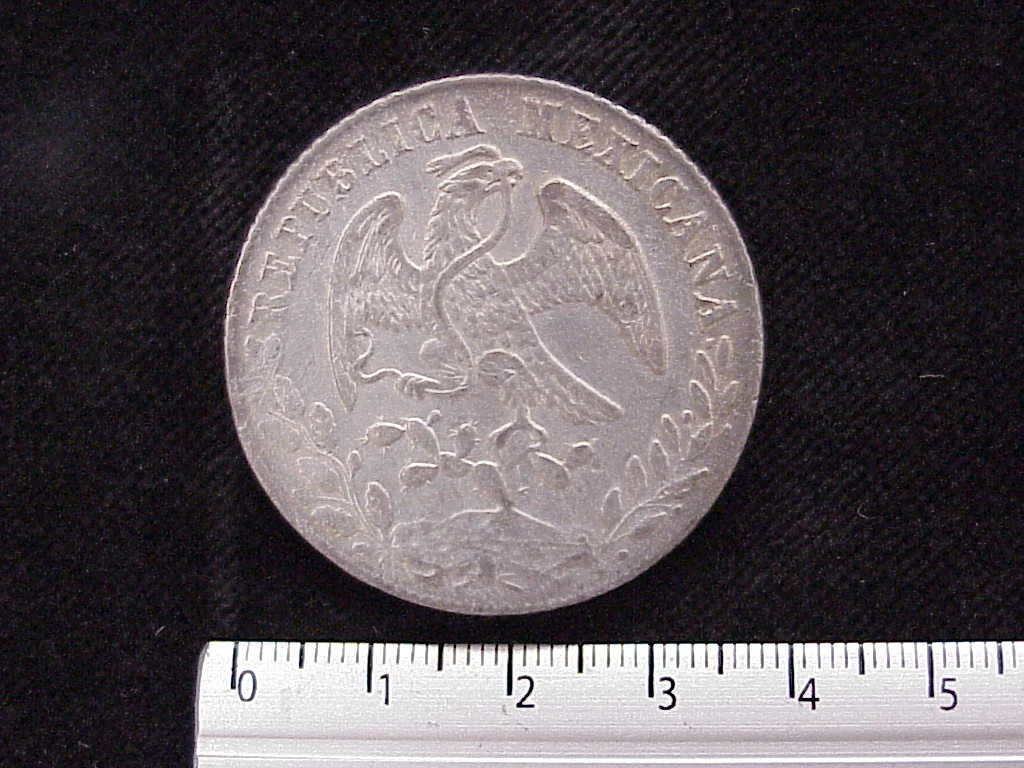 8 Plata 1878 . Inventario Banxico 9187 (anverso)