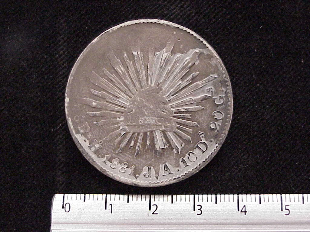 8 Plata 1881 . Inventario Banxico 9197 (reverso)