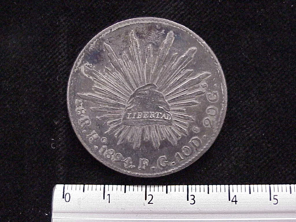 8 Plata 1895 . Inventario Banxico 9245 (anverso)