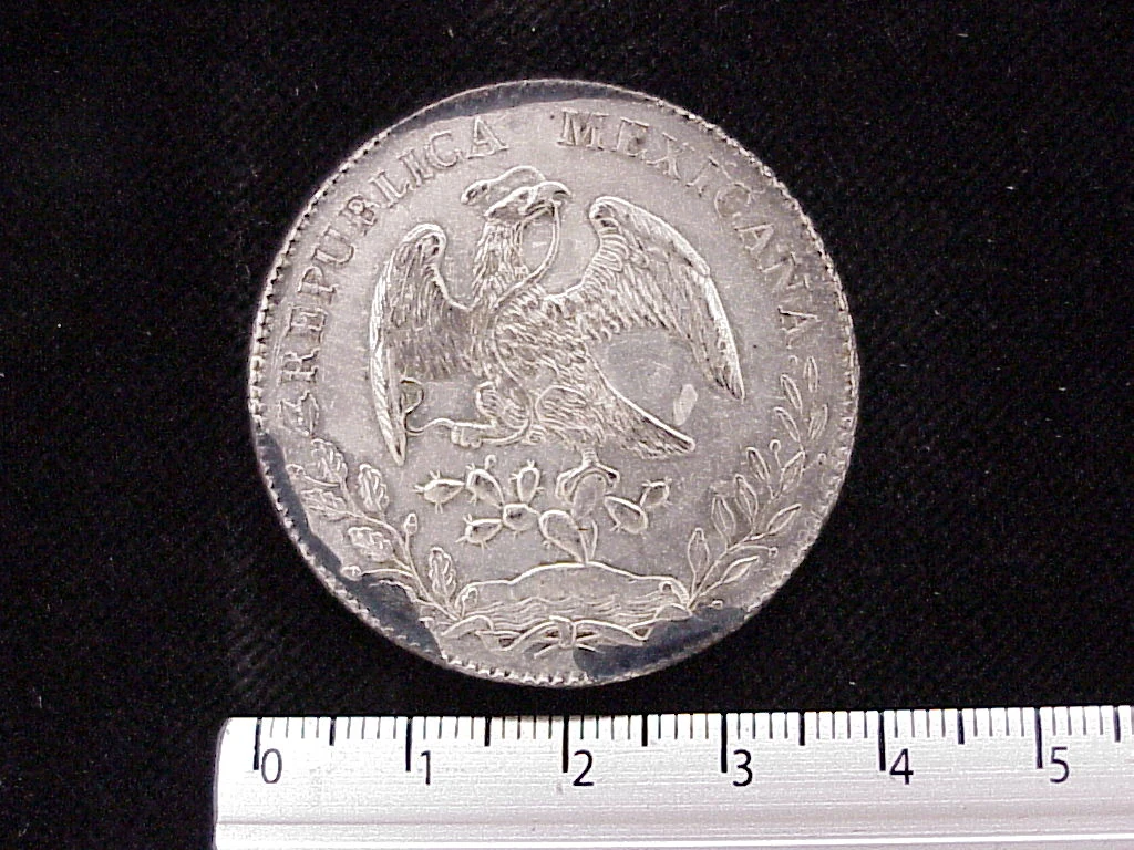 8 Plata 1885 . Inventario Banxico 4431 (anverso)