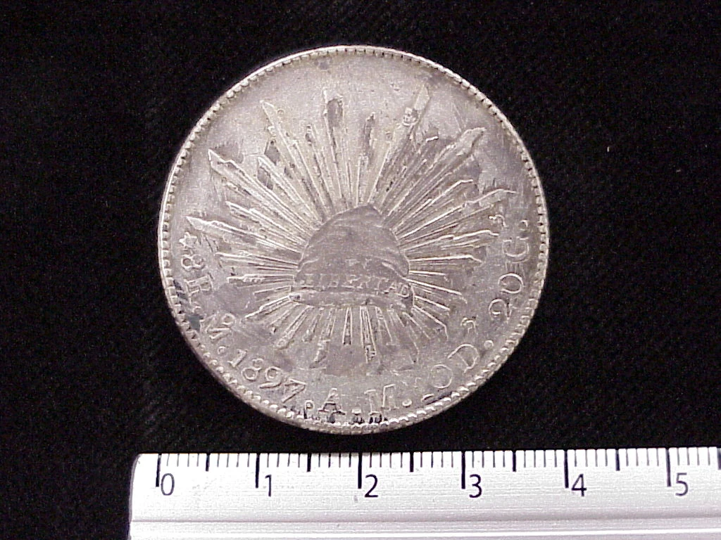 8 Plata 1897 . Inventario Banxico 4481 (reverso)