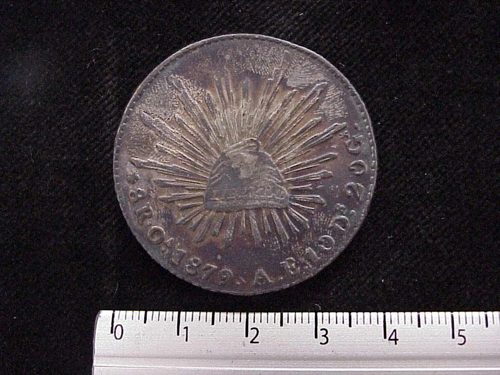 8 Plata 1879 . Inventario Banxico 9426 (reverso)