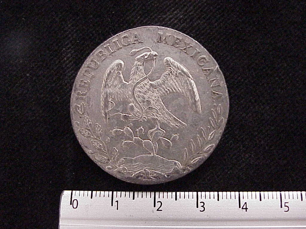 8 Plata 1887 . Inventario Banxico 9453 (anverso)