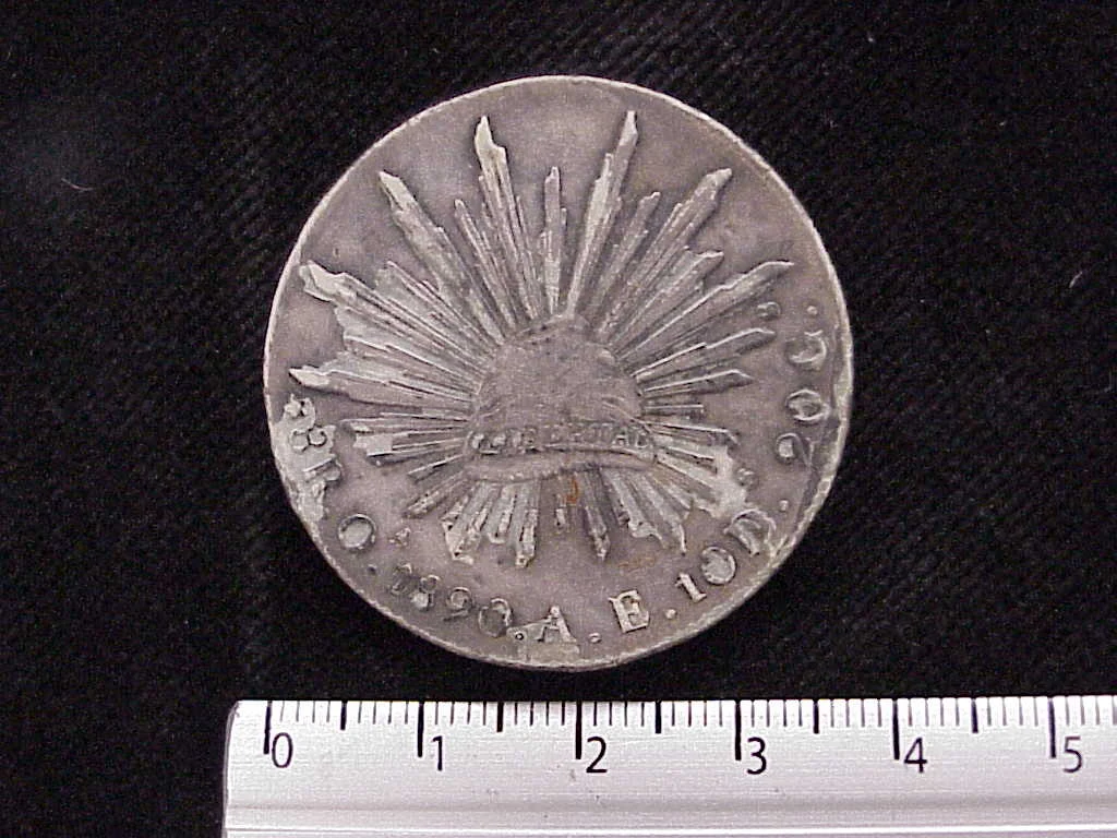 8 Plata 1890 . Inventario Banxico 9463 (reverso)
